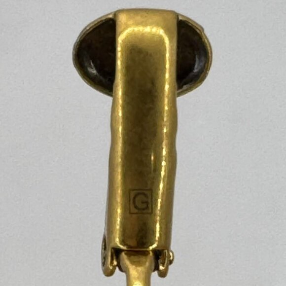 Gucci Pre-Owned Feline Tiger Head Embellished Big Faux Pearl Clip On Earrings - Picture 2 of 5